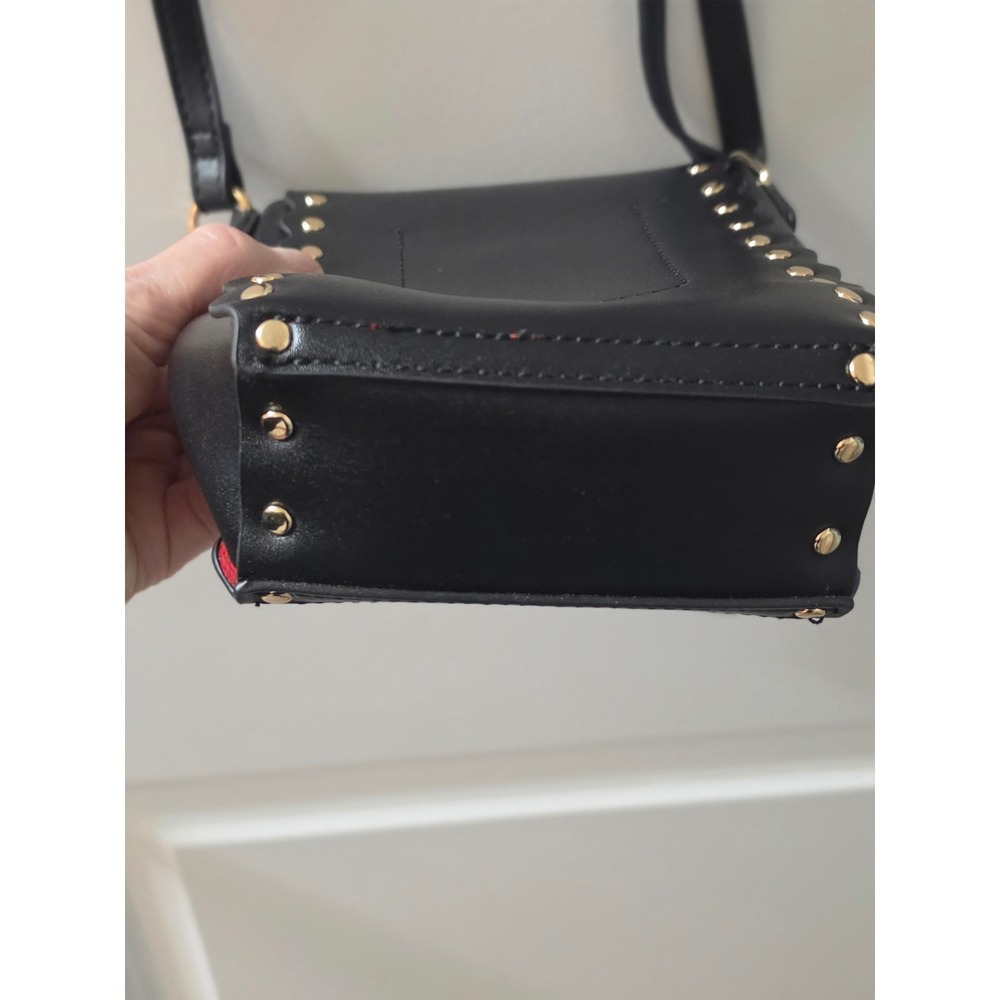 M.C. Womens Black Studded Heart Crossbody Phone Bag 5104 NWT - Picture 6 of 8